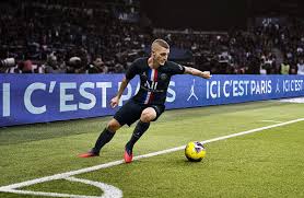 Nous venons de chine, a commencé en 2011, nous sommes des fournisseurs professionnels de maillots. Maillot Fourth Psg Jordan