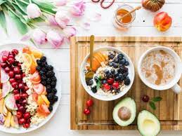 6 consigli sull'alimentazione per non ingrassare premenopausa e menopausa vanno affrontate da subito. Alimentazione In Menopausa Cosa Mangiare E Cibi Da Evitare Per Non Ingrassare Tanta Salute