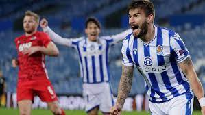 Az also beats real sociedad in its renovated stadium | dutch football. Highlights Real Sociedad Az Alkmaar 1 0 Uefa Europa League Uefa Com