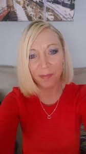 KELLI HOLLIS OFFICIAL