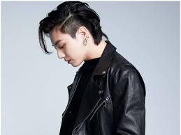 The golden maknae of bts is ruling the billboard charts across the globe. Happy Birthday Jungkook How Bts Multi Talented Vocalist Earned The Nickname Golden Maknae