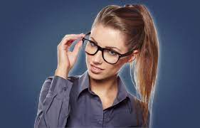 How To Tell If A Girl Likes You: 13 Surefire Signs Revealed