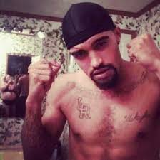 Hi all! I just wanted to introduce myself and share a photo I took.  Photoshop face tattoos. #GangShit