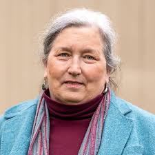 Amazon.com: 8th Grade Ready: Expert Advice to Help Parents Navigate the  Year Ahead eBook : Dove, Timothy M., Sackman, Dorina, Reeves, Jada,  McMahon, Jane, McKarns, Joy, McDonald, Stephen, Lawson, Jennifer, Kiper,  Spencer,