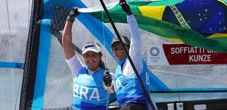 Martine grael and kahena kunze, both 30 years old, have continued a tradition that is not only brazilian on the world stage, but also a family one. Usgilfxs7fvqcm