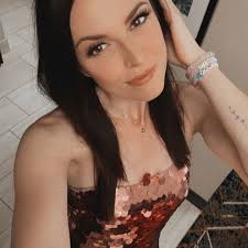 Cutie moment between @JinJoo Lee and @joejonas tonight. SF was 🔥🔥! S...