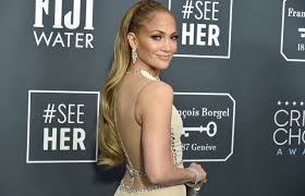 Aug 26, 2021 · while jennifer lopez is busy searching for a california abode with ben affleck, she is still having trouble unloading her $25 million nyc penthouse — which has been on the market now for nearly. Jennifer Lopez Revealed Her Hair Without Extensions And She Has The Prettiest Bob Glamour