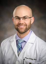 Lynette Dooley's Instagram, Twitter & Facebook