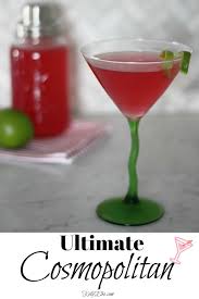 The Ultimate Cosmopolitan Cocktail And A Vintage Valentine Table Recipe Cosmopolitan Cocktails Cosmopolitan Drink Recipe Cosmopolitan Drink