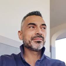 IPNOSI REGRESSIVA GUIDATA. Ascolta questo audio, rilassati, lasciati andare  ed entra in una leggera e piacevole ipnosi, per visualizzare le tue vite  passate. Prova, condividi e seguimi su Potere Della Mente