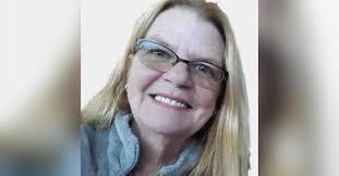 Diane Reimer's Instagram, Twitter & Facebook