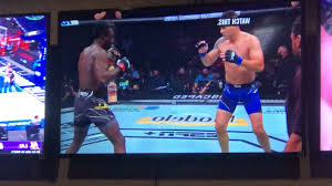 Chris weidman, a middleweight main card bout on saturday's fight card at vystar. Ufc 261 Highlights Chris Weidman Leg Break Vs Uriah Hall Youtube
