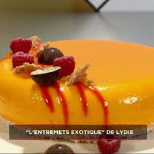 Au lieu de servir le pithiviers tel quel, on peut le présenter autrement, en étendant dessus, quand il est cuit, une mince couche de glace royale pralinée, au lieu. 26 Idees De Les Rois Du Gateau Gateau Recette Recettes Sucrees