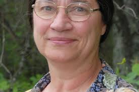 Bemidji Pioneer Editor Molly Miron retires