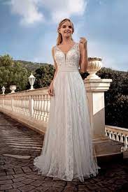 Wie am sonntag angekündigt zeige ich jetzt alles was ich bei meiner hochzeit und wenn stoffe für ein hochzeitskleid geeignet sind, dann scheinen sie auch oft teurer zu sein. Kollektion Amelie 2020 In Koln Bei Anna Moda Kaufen