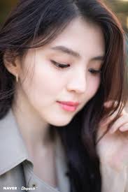 Meanwhile, lee tae oh dreams of becoming a famous movie director. Gia Allana The World Of The Married Star Han So Hee Facebook