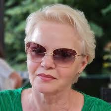 Daniel Vidican's Instagram, Twitter & Facebook