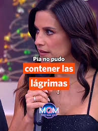 WHAT IS THAT!!thats NOT me!!! #grinch #christmas #makeup #thegrinch #g...