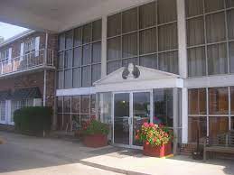 Please note that maximum occupancy is 4 guests. The Lobby Picture Of Continental Inn Lancaster Tripadvisor