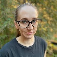 Melinda Bullins's Instagram, Twitter & Facebook