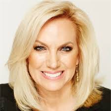 Karen Newberry's Instagram, Twitter & Facebook