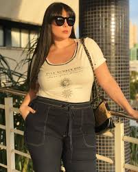 Marcela Baccarim - Free pics, galleries & more at Babepedia