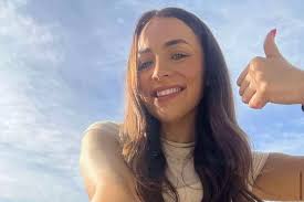 Fair City star Ryan Andrews' fiancée Michaela O'Neill says yes to the dress  ahead of wedding