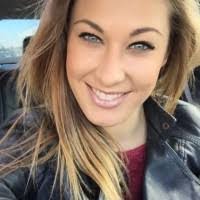 Glenda Neves's Instagram, Twitter & Facebook