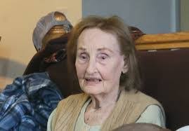 Sarah Alwine's Instagram, Twitter & Facebook