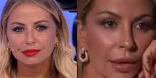È raggiante accanto al compagno carlo negri mentre si lascia fotografare sul red. Sabrina Ghio In Ospedale Dietro Un Profilo Instagram C E Una Battaglia