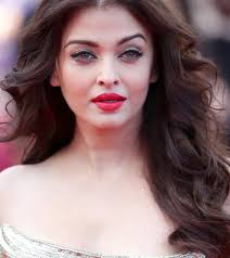 Check spelling or type a new query. 10 Gaya Rambut Panjang Yang Membuat Anda Terlihat Elegan Wanita22