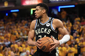Sollte Giannis Antetokounmpo die Bucks verlassen? - BASKET
