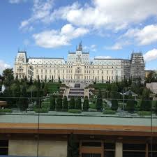 Maybe you would like to learn more about one of these? Food Court IaÈ™i IaÈ™i