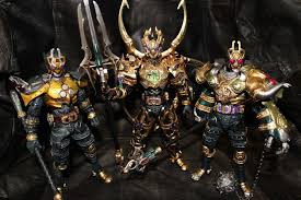 Kamen rider blade is a japanese tokusatsu superhero television series. S I C Masked Rider Thailand Leangle King Form Karakter Fantasi Seni Fantasi