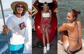 Jabeur showed signs of an injury to her right leg in the sixth game. Tsitsipas Yastremska Bencic Enjoy Their Holidays Tennis Tonic News Predictions H2h Live Scores Stats