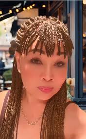 Good morning p.o. sainyong Lahat Yung mga mahilig mag pa manicure and  pedicure Punta na kayo d2 sa bahay or mag pa book na kayo sa akin malapit  na Ang pasko first