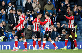 Sunderland stun Chelsea to go second, Newcastle beat Fulham