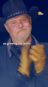 Lonnie Luke's Instagram, Twitter & Facebook