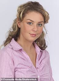 Neighbours star Kate Keltie reveals stage four breast cancer 'completely  gone' after $37,000 appeal