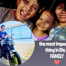 BACK IN STOCK 💘 🛒 Diamond Castle Locket