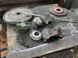 ステンレス材のバフ研磨の風景をご紹介します スクリューフィーダー Jp