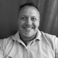 30+ perfiles de «Esquer»