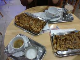 Crepes Chocolat Maison Et Choco Noisette Chocolat Chaud Et Cafe Creme Photo De Ar Poul Gwen Paris Tripadvisor