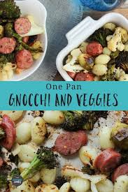 Easy Meals Mean One Pan Dinners This Crispy Oven Fried Gnocchi And Veggies Is A Healthy Complete Supper With C Healthy Paleo Recipes Recipes Real Food Recipes