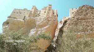 حصن البطاطي منطقه القزه في وادي دوعن حضرموت دوعن حضارم جدة حضارم حضرموت عشق لاينتهي حضرموت بعيون مصوريها حضرموت Instagram Posts Smart Web Instagram