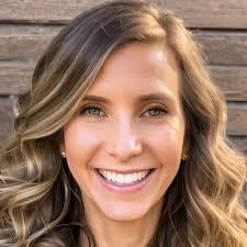 Laura Ashlock's Instagram, Twitter & Facebook