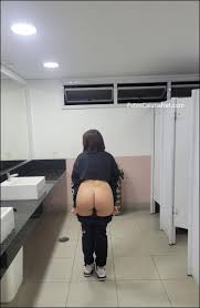 Esposa pelada em publico - Fotos Caiu na Net