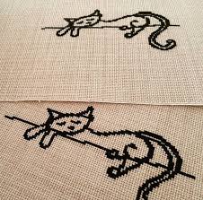 Bizim Kediler Hala Miskin Miskin Yatiyorlar Bizden Herkese Kocaman Gunaydin Hayirli Cumalar Handmade Handmadebag Elya Capraz Dikis Desenleri Kanavice Nakis