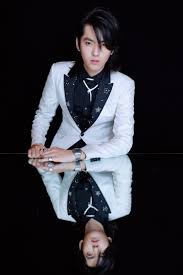 Your day is the november 06, 1990! Trending Weibo V Twitter Kriswu Is Handsome In Black And White For The Bulgari Serpenti Form Exhibition In Chengdu Wuyifan å´äº¦å‡¡