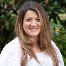 Stephanie Hecker's Instagram, Twitter & Facebook